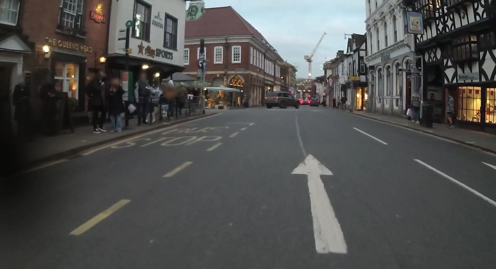8 And 9 (The Queens Head), The Borough — street-level view