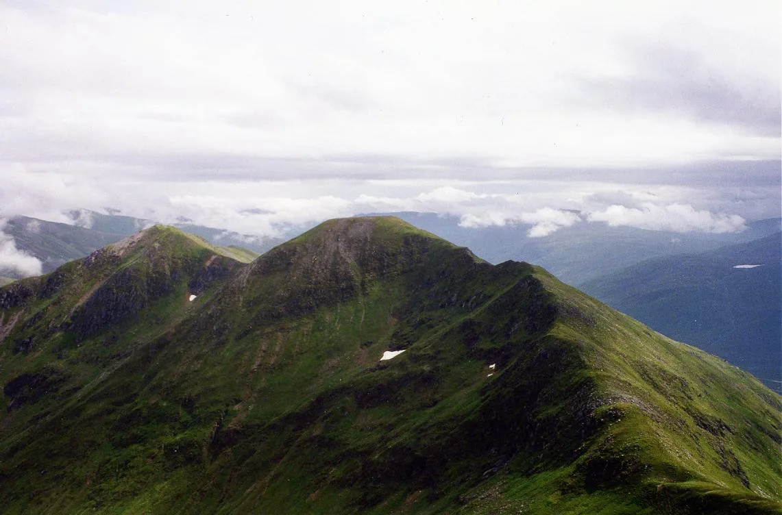 Aonach Meadhoin