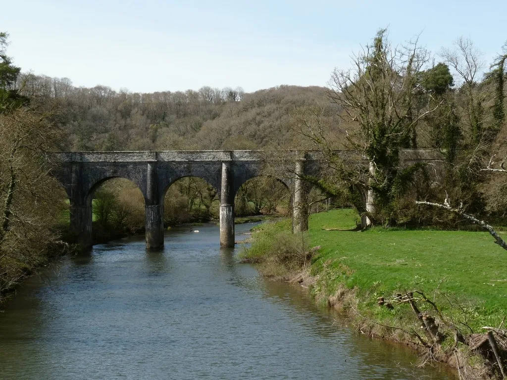 Beam Aqueduct
