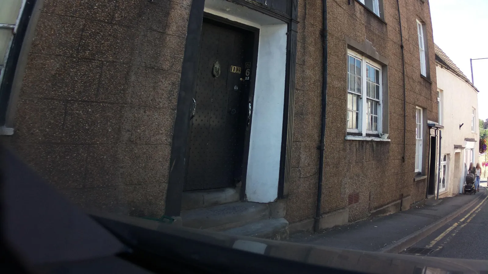 Beaufort Hotel — street-level view