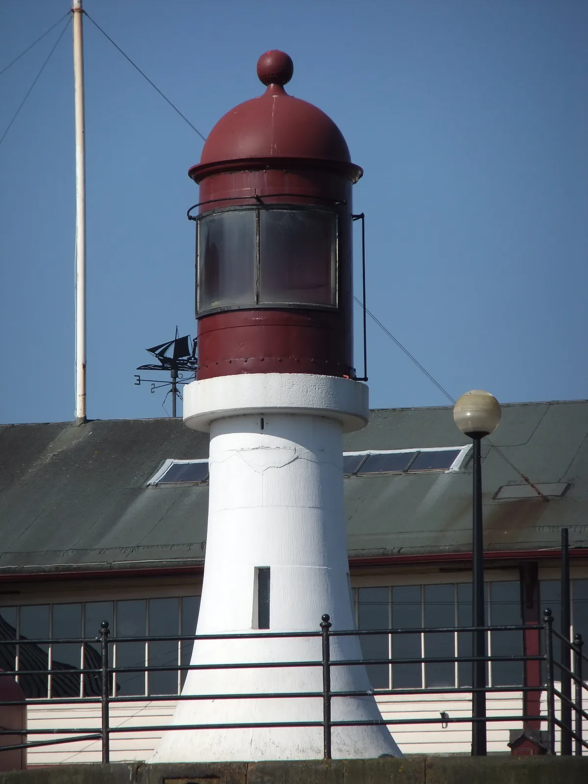 Birkenhead light