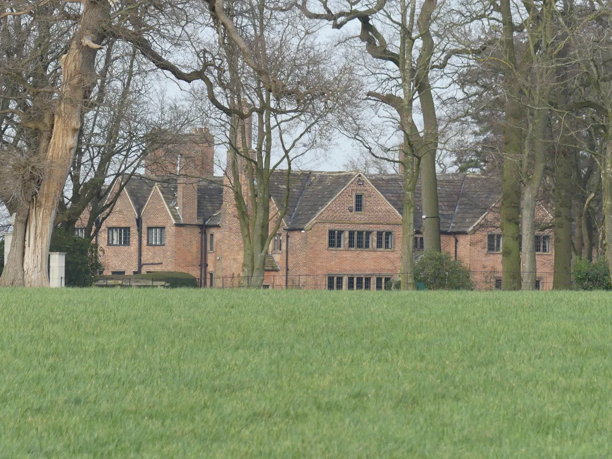 Blackden Manor