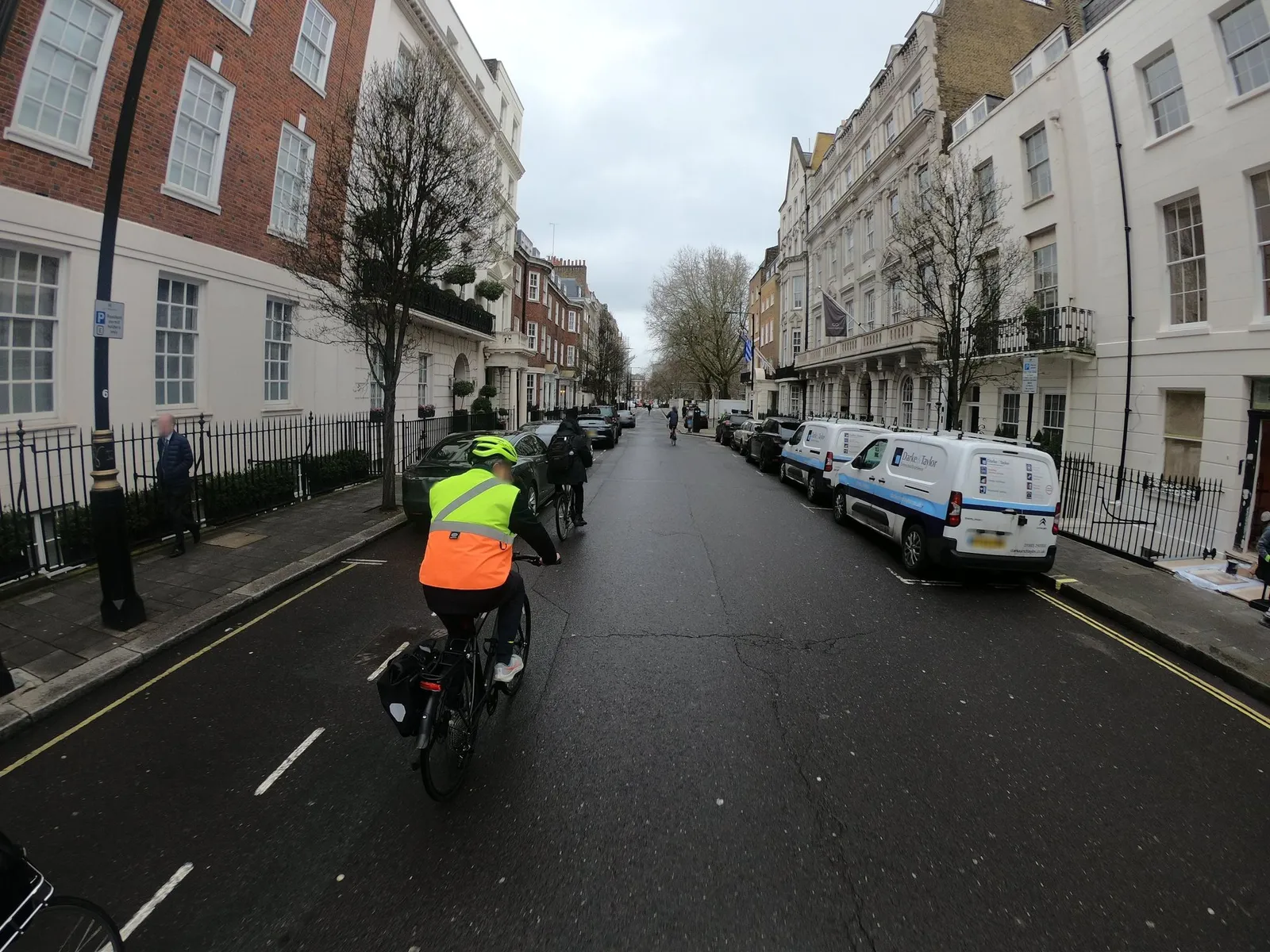 Bonheur by Matt Abe — street-level view