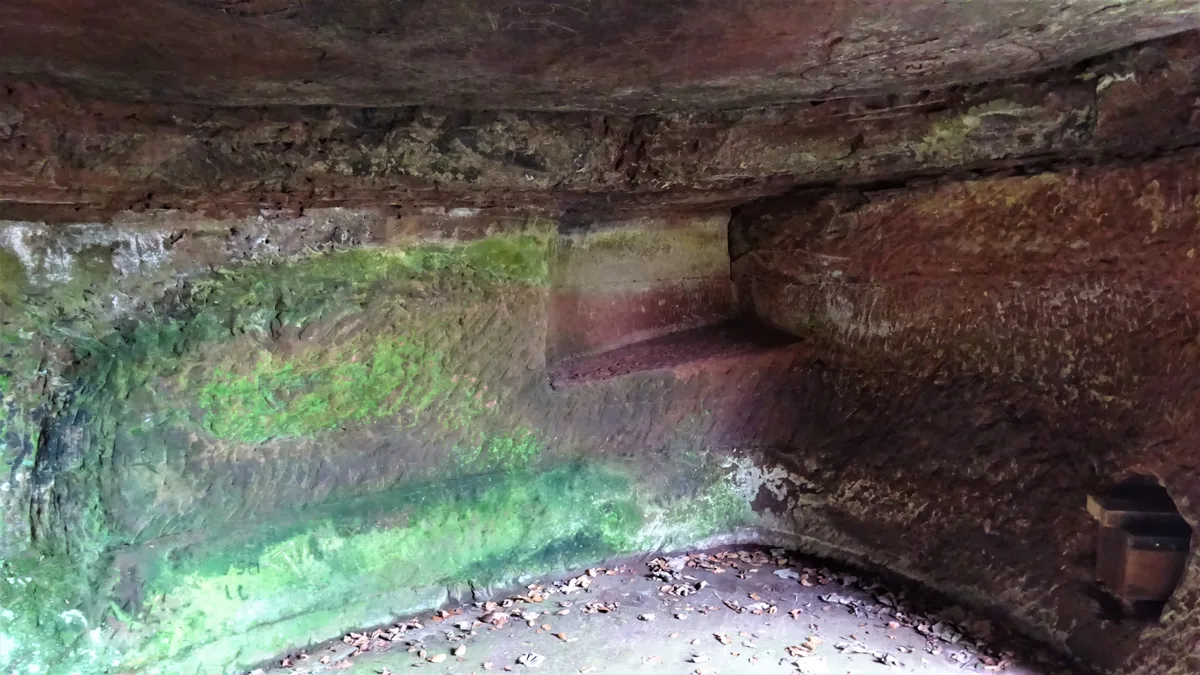 Bruce's Cave