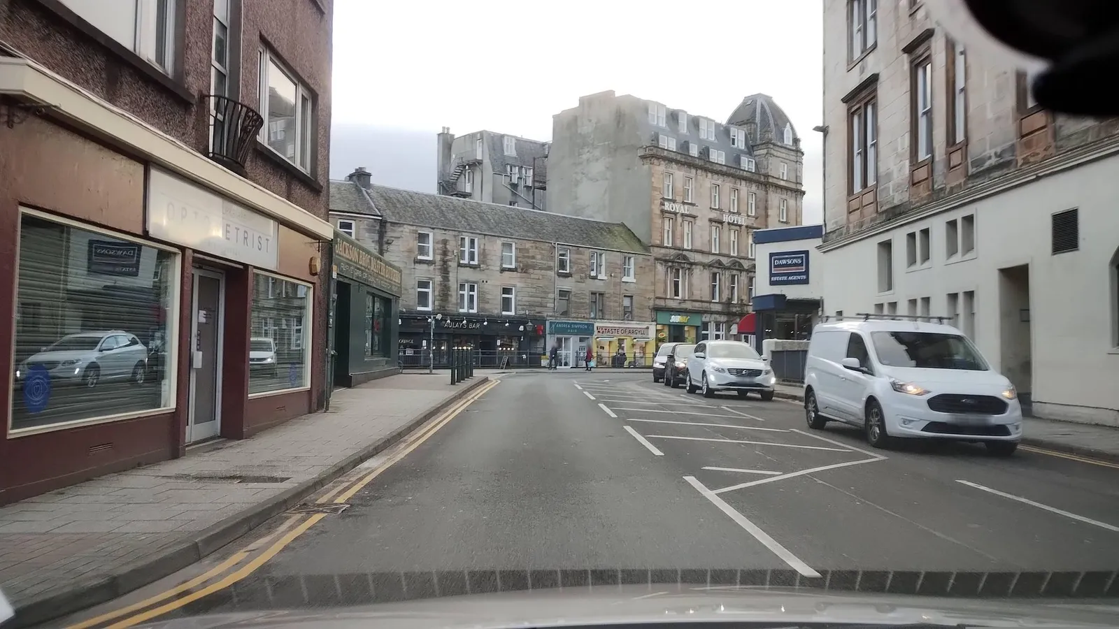 Caledonian Hotel, George Street, Oban — street-level view