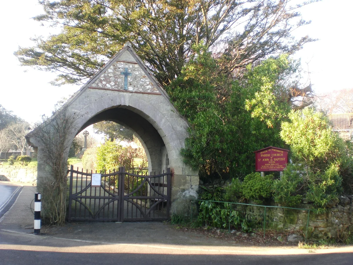 Church of St. John the Baptist, Niton