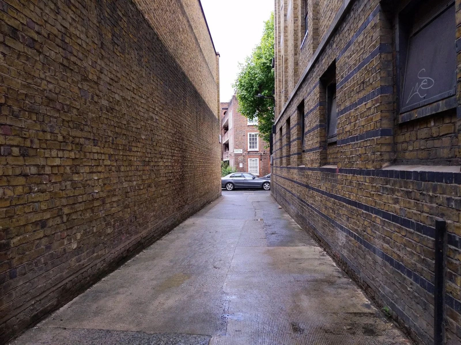 Crocker's Folly — street-level view