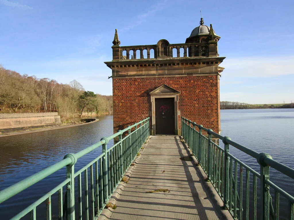 Draw Off Tower, Tunnel Mouth, Dam Causeway And Bridge At Swithland Reservoir Water Works