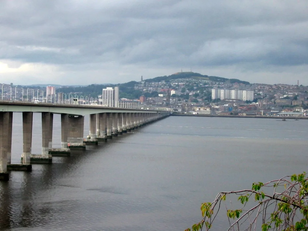 Dundee Law