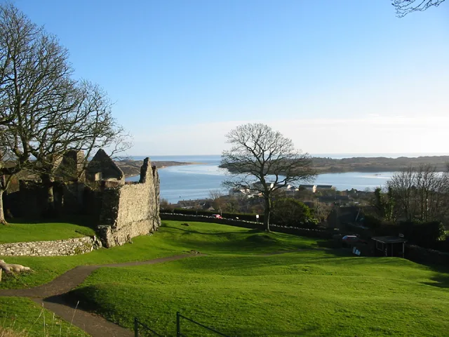 Dundrum Castle