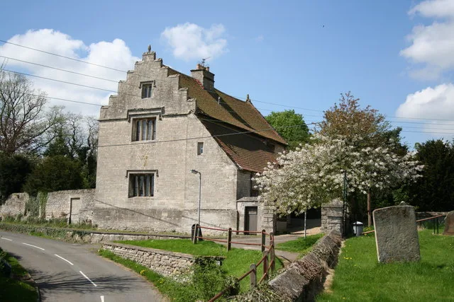 Ellys Manor House