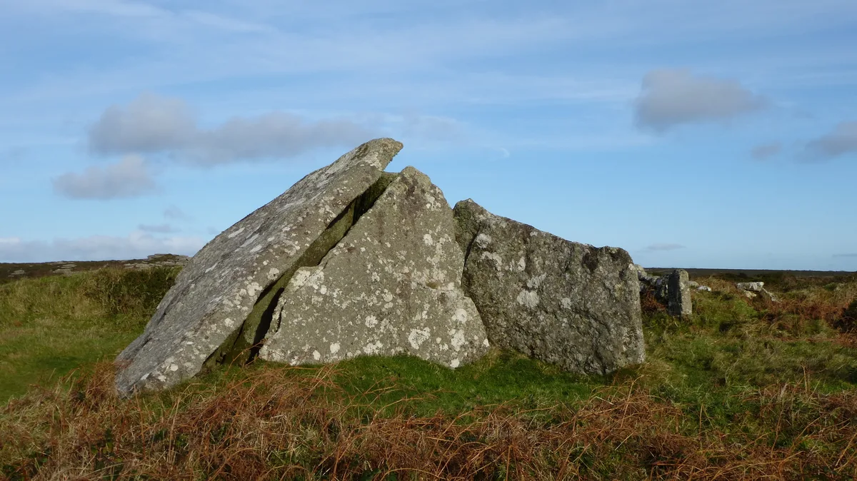 Entrance grave known as Zennor Quoit 600m north-east of Foage Farm