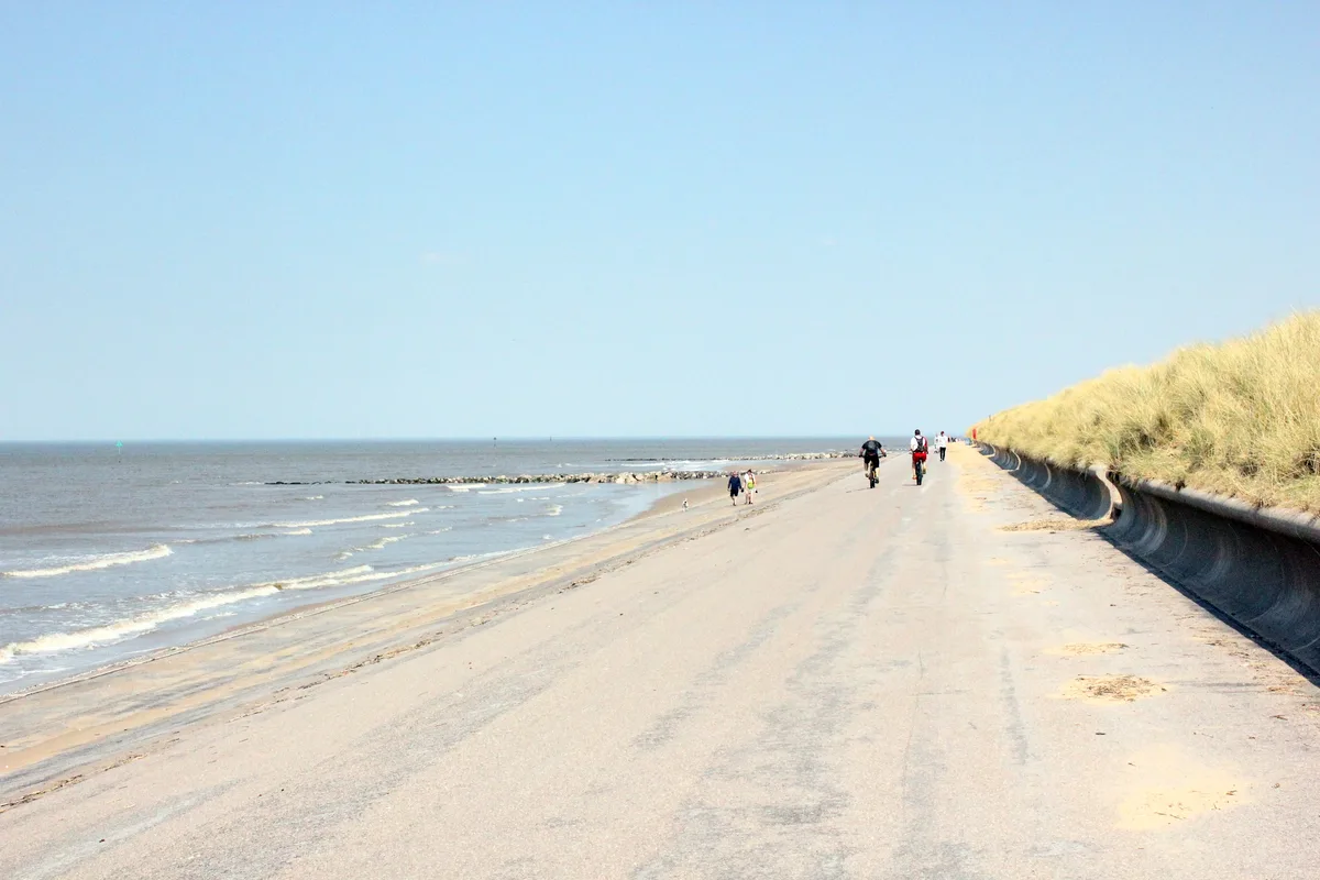 Ffrith Beach