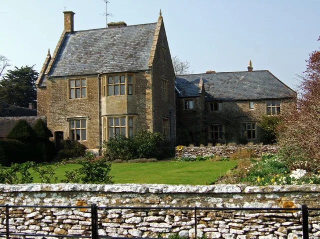 Folke Manor