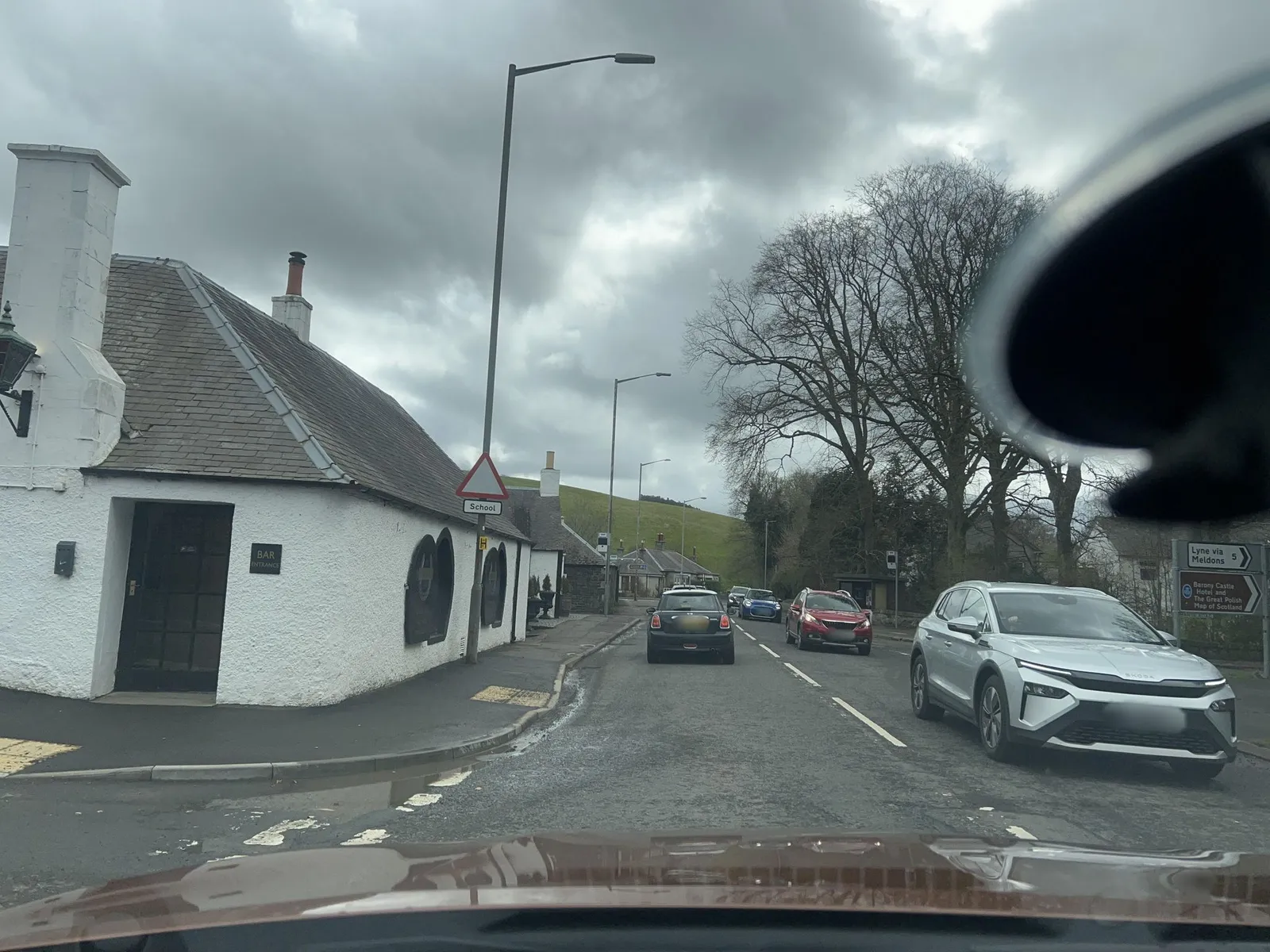 Horse Shoe Inn — street-level view