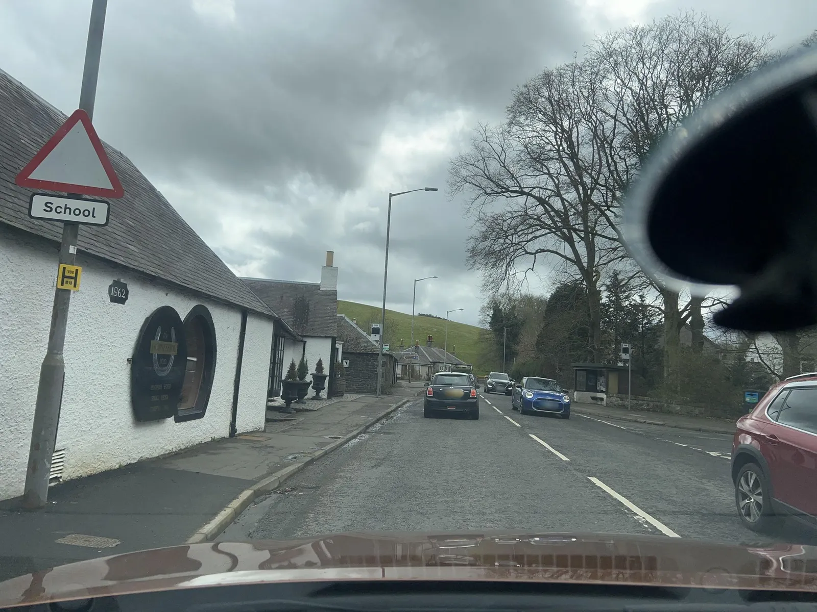 Horse Shoe Inn — street-level view