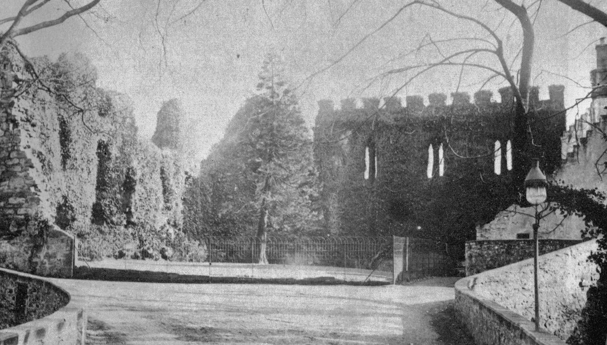 Kerelaw Castle