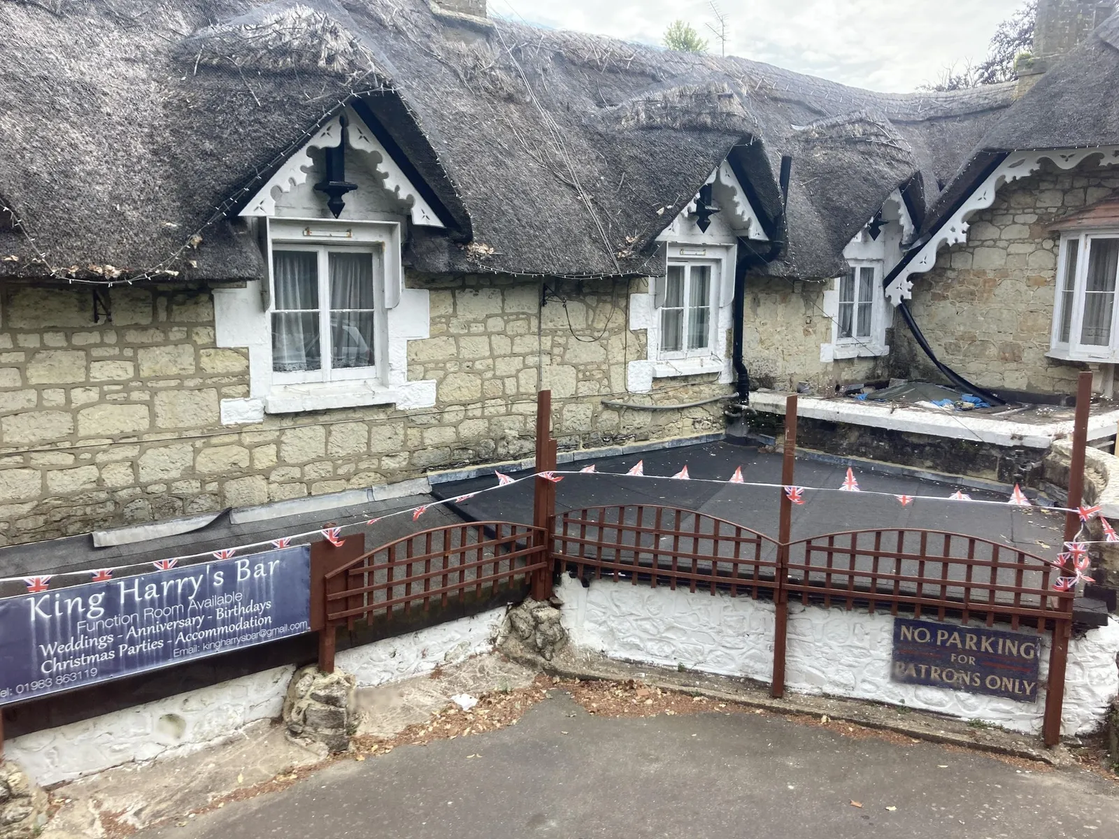 King Harry's Bar — street-level view