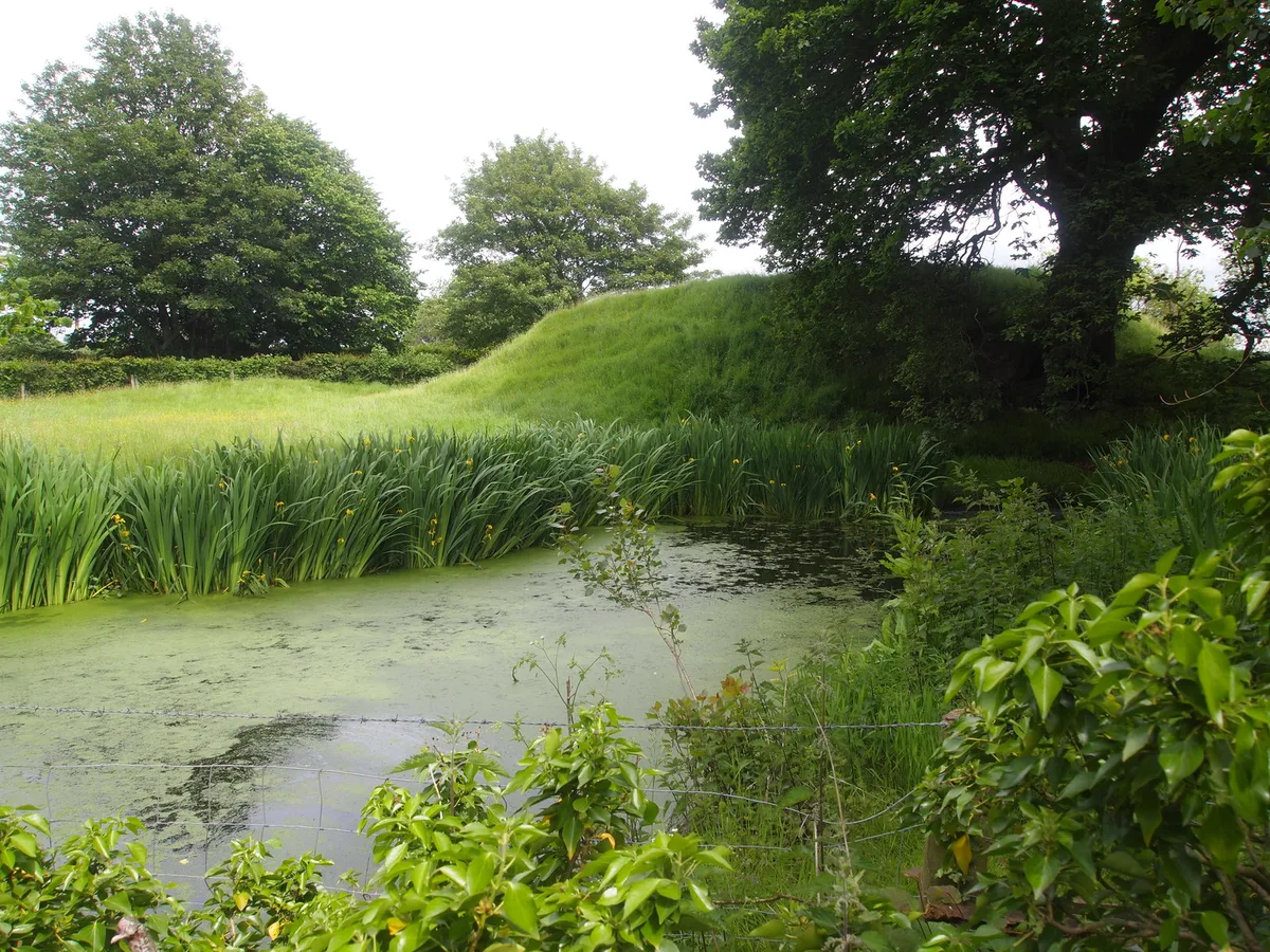 Kinnerton Court Motte
