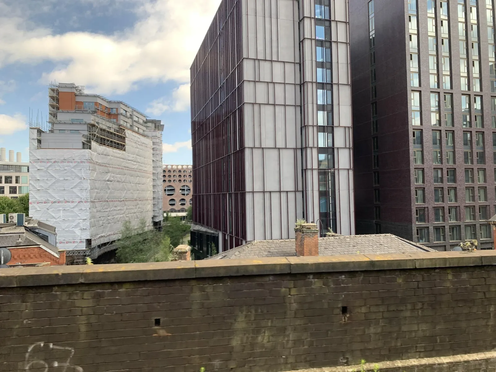 Lass O Gowrie Public House — street-level view