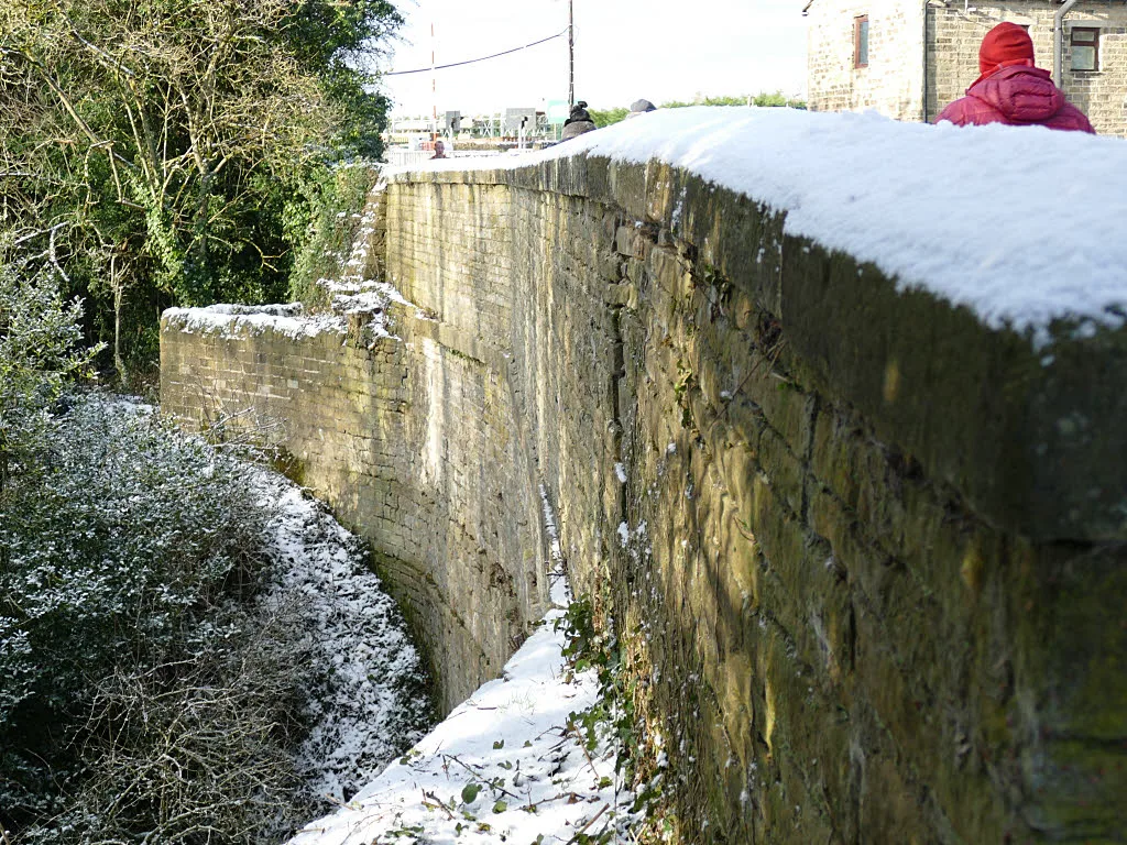 Leeds And Liverpool Canal, Aqueduct Over Morton Beck At Se1003 4120
