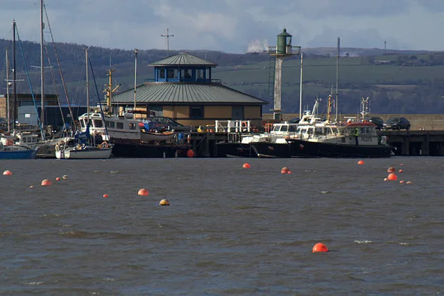 Lighthouse, Middle Pier, Granton Harbour, Edinburgh