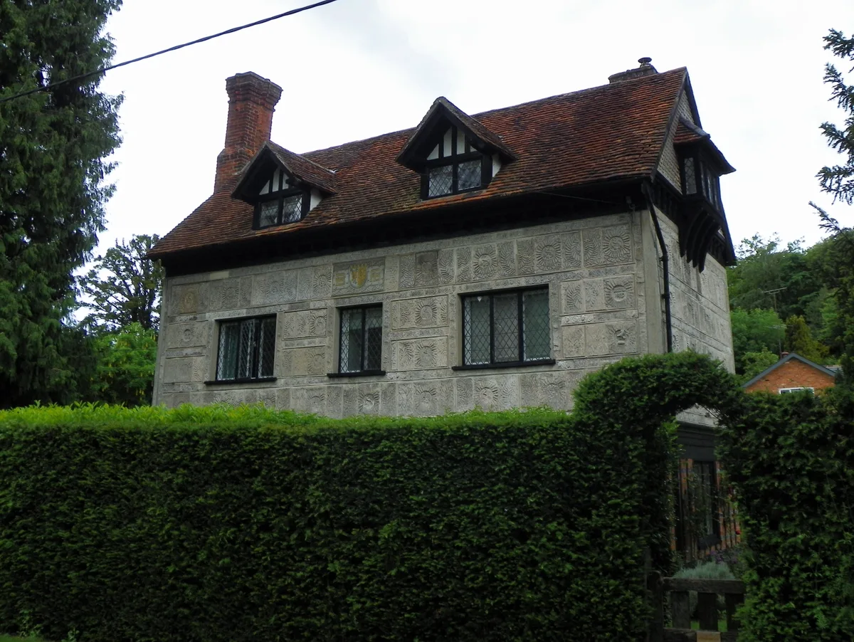 Little Manor