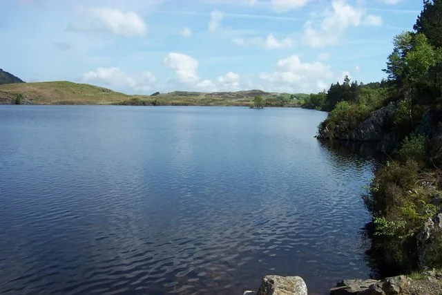 Llyn Bodgynydd Mawr