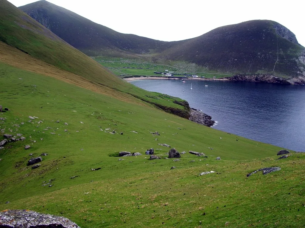 Loch Hirta