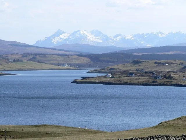 Loch Snizort Beag
