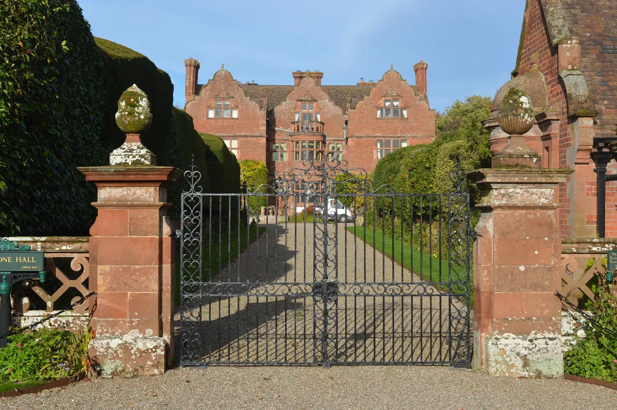 Ludstone Hall