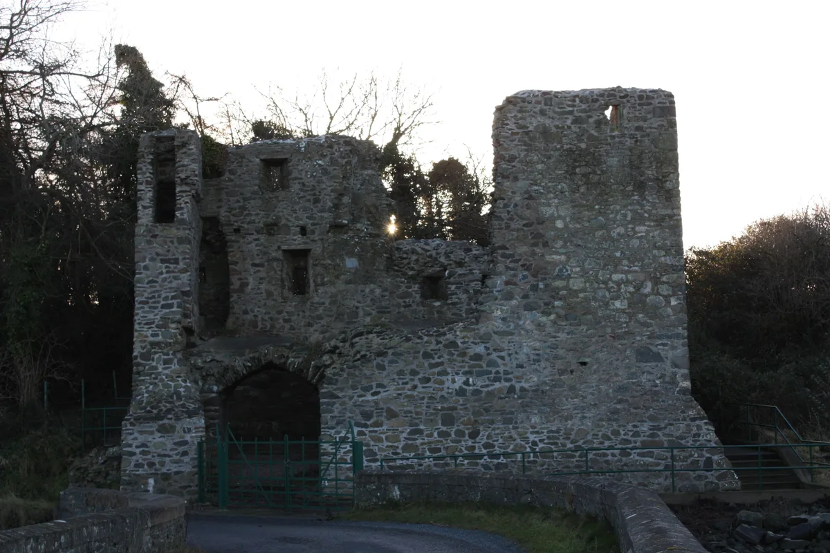 Mahee Castle