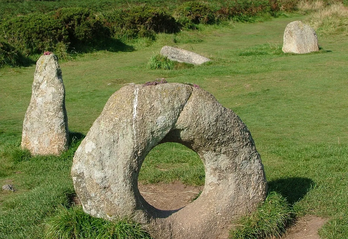 Mên-an-Tol