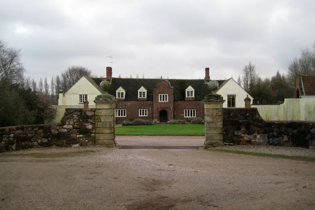 Mowlish Manor