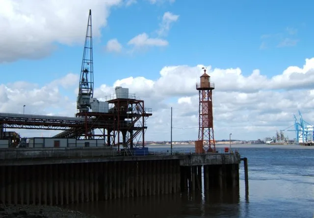 Northfleet Lower Lighthouse