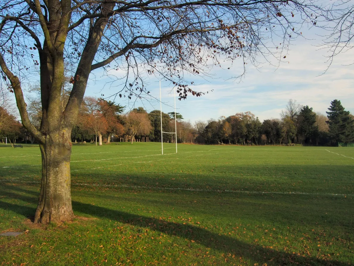 Oaklands Park