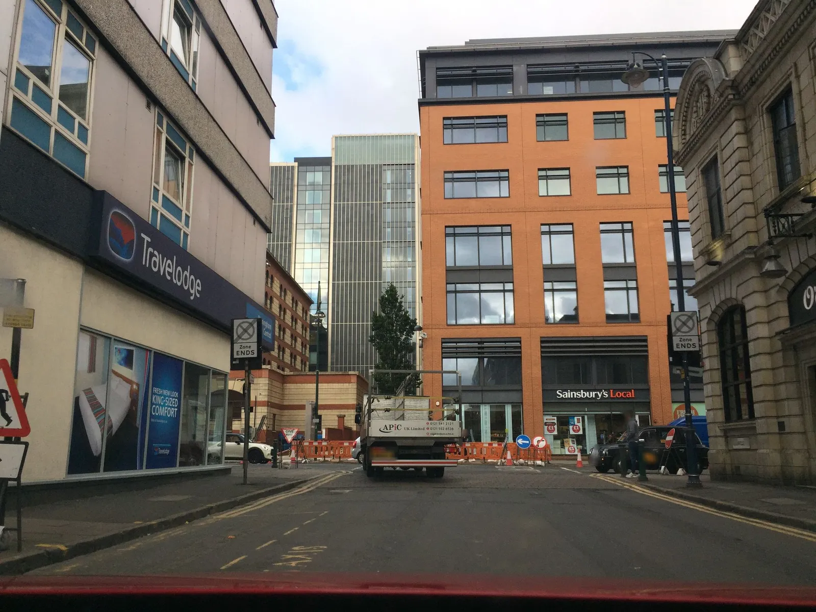 O'Neills — street-level view