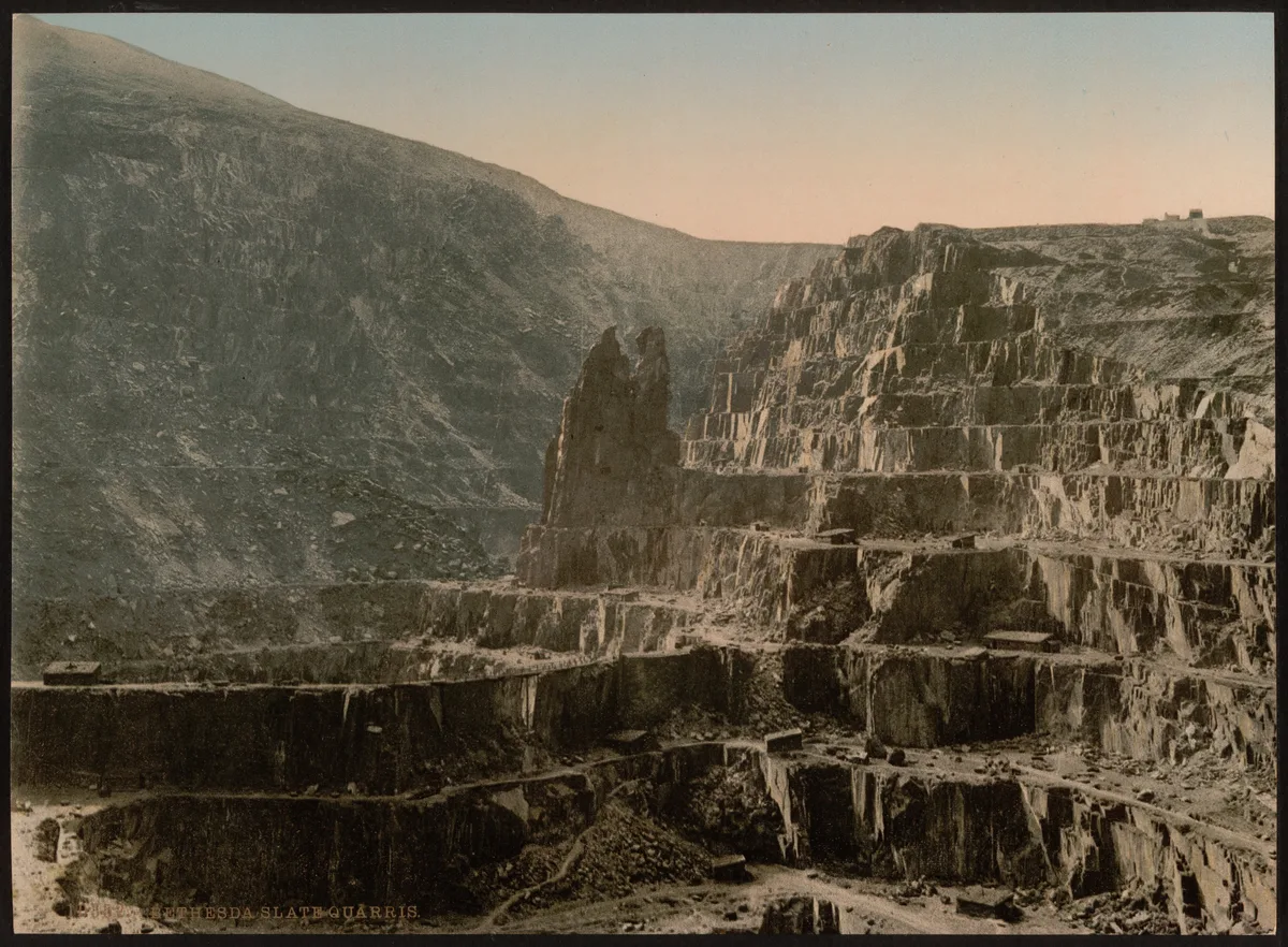 Penrhyn Slate Quarry and Bethesda, and the Ogwen valley to Port Penrhyn