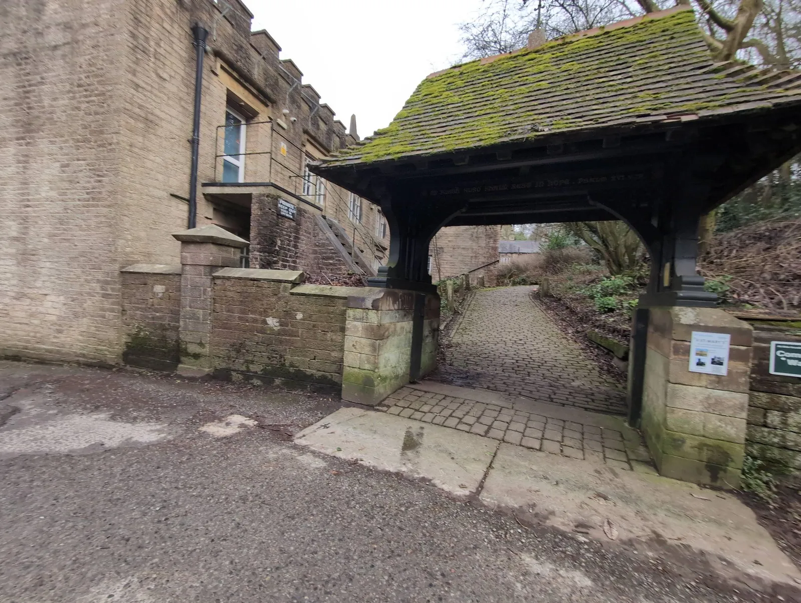 Rams Head Hotel — street-level view