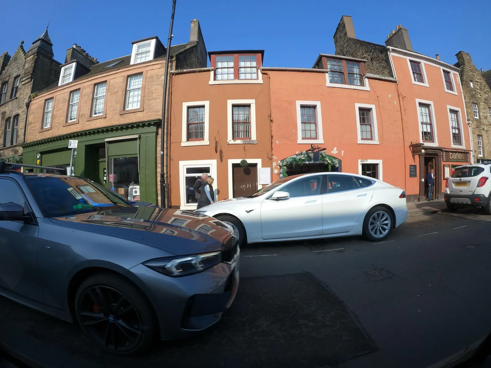 Red Lion Inn, 50 High Street, Linlithgow — street-level view