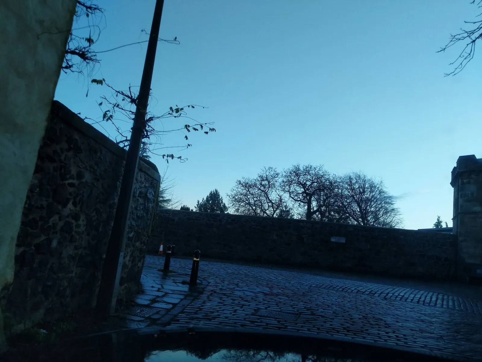 Sheep Heid Inn — street-level view