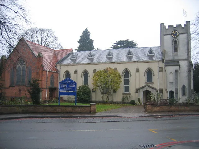 St James the Great, Shirley