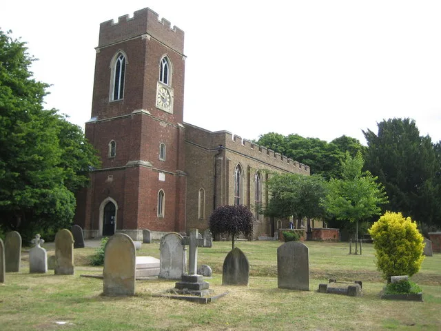 St Mary's, Staines