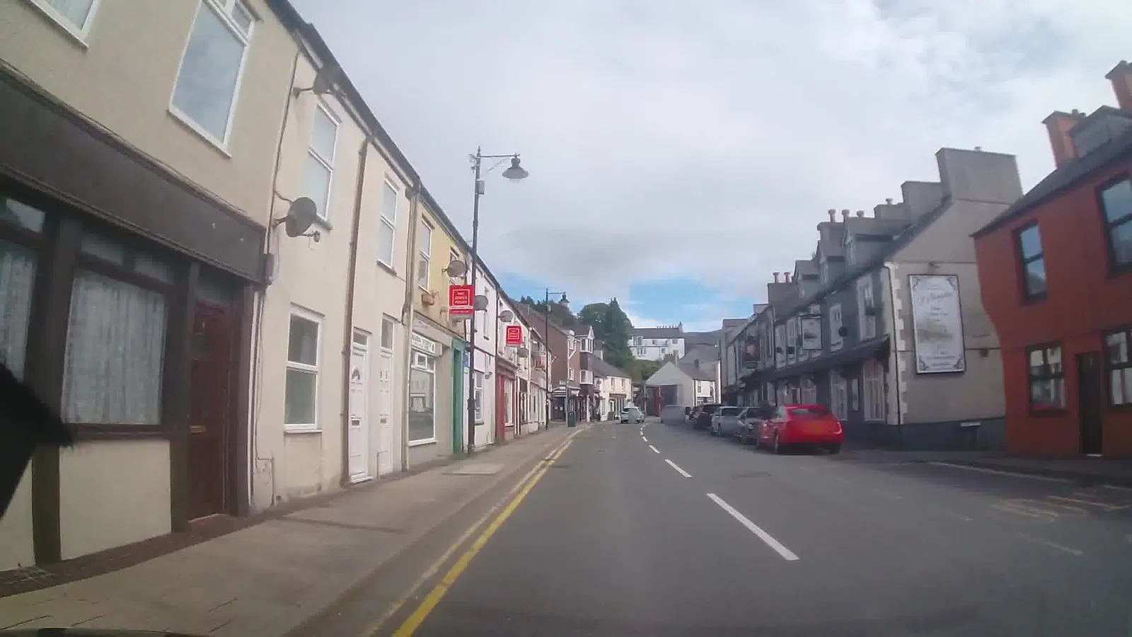Tafarn Tryfan — street-level view