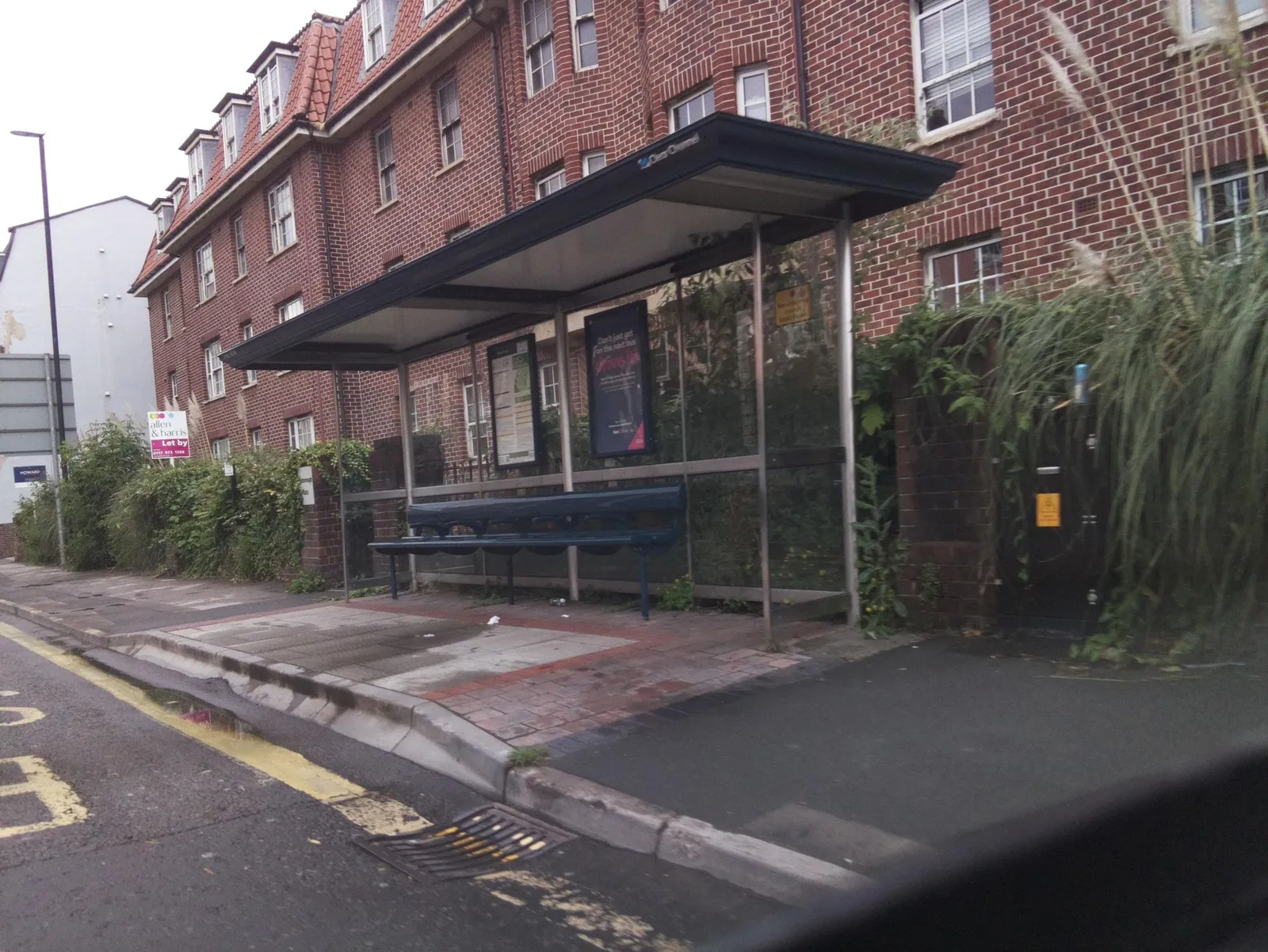 The Bear Public House (263) And Attached Ramped Walls And Steps To Number 265 — street-level view