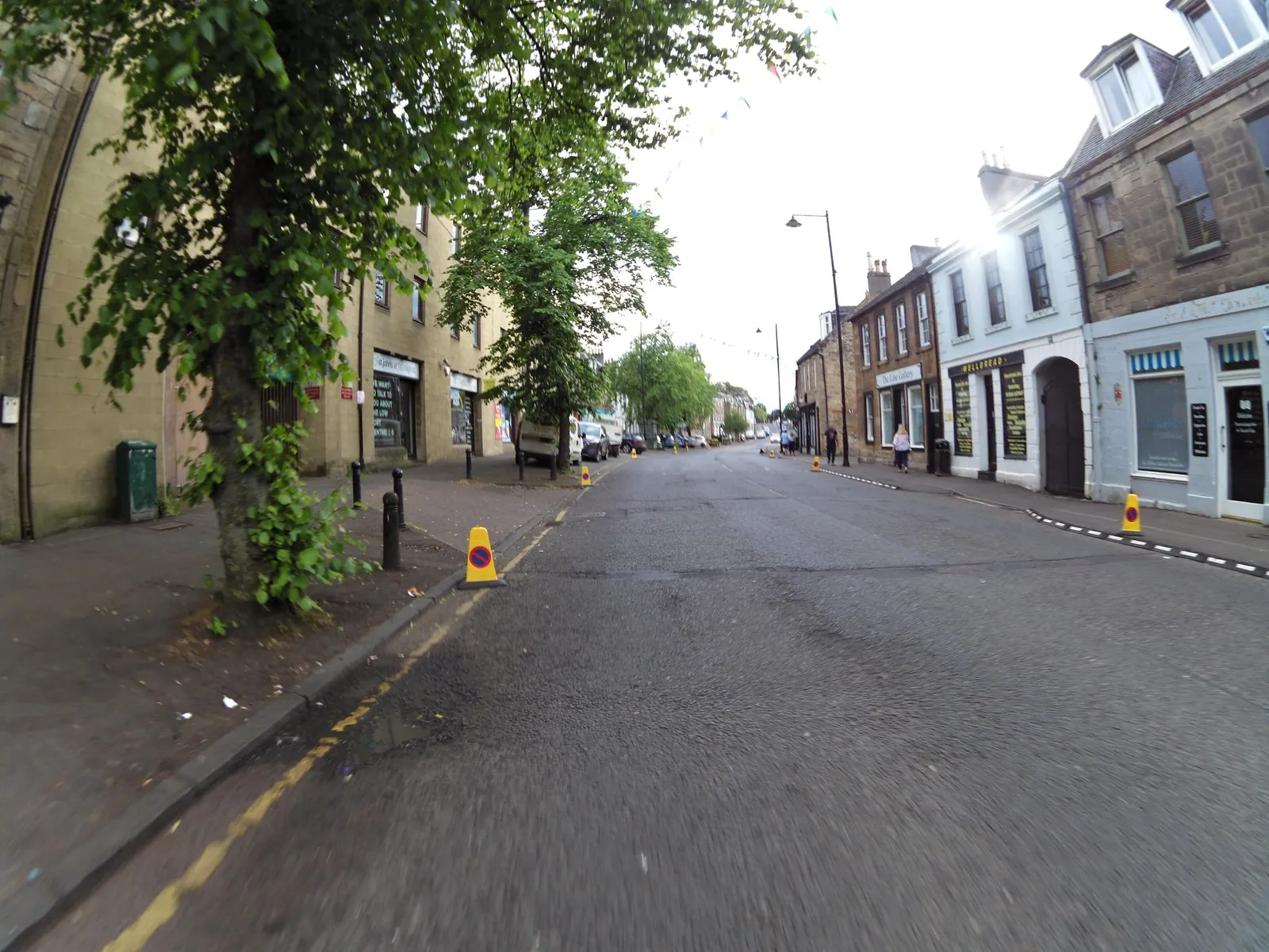 The Crown Arms, 177-179 High Street, Linlithgow — street-level view