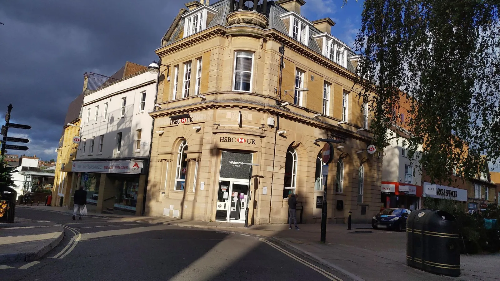 The Hole In The Wall Public House — street-level view
