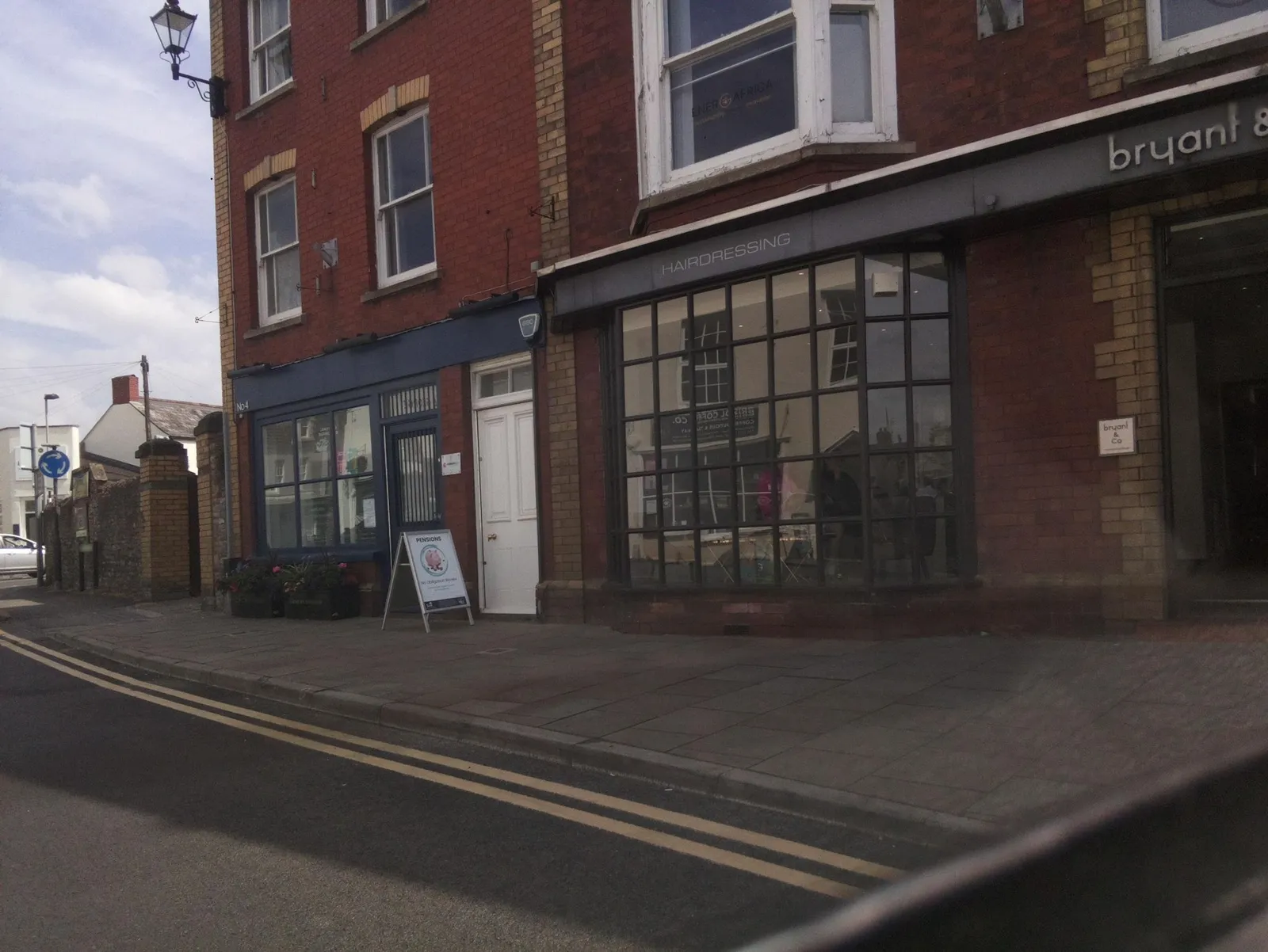 Thornbury Tandoori — street-level view