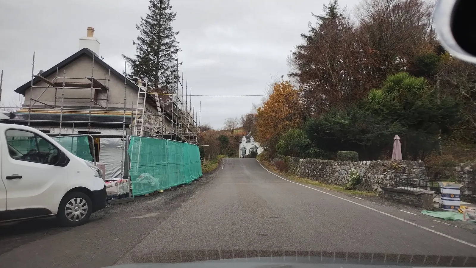 Tigh an Truish Inn — street-level view