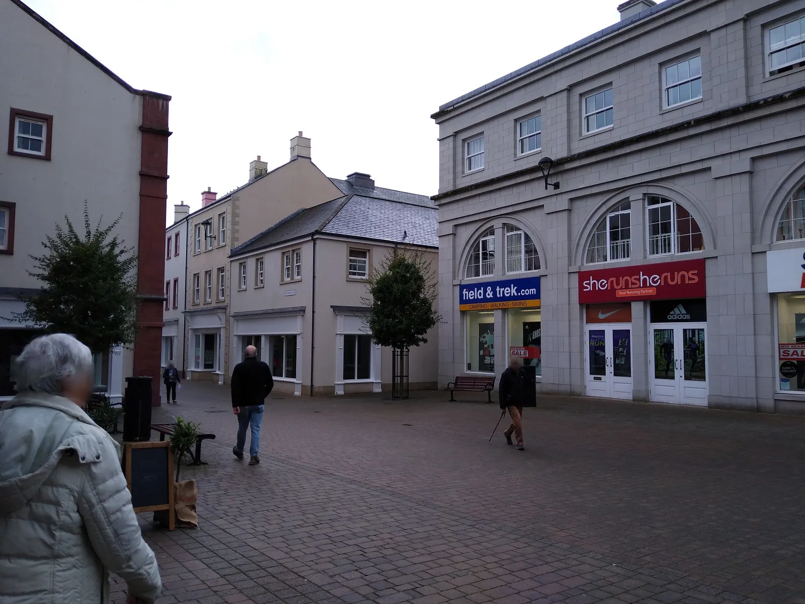 Two Lions public house and integral stables — street-level view